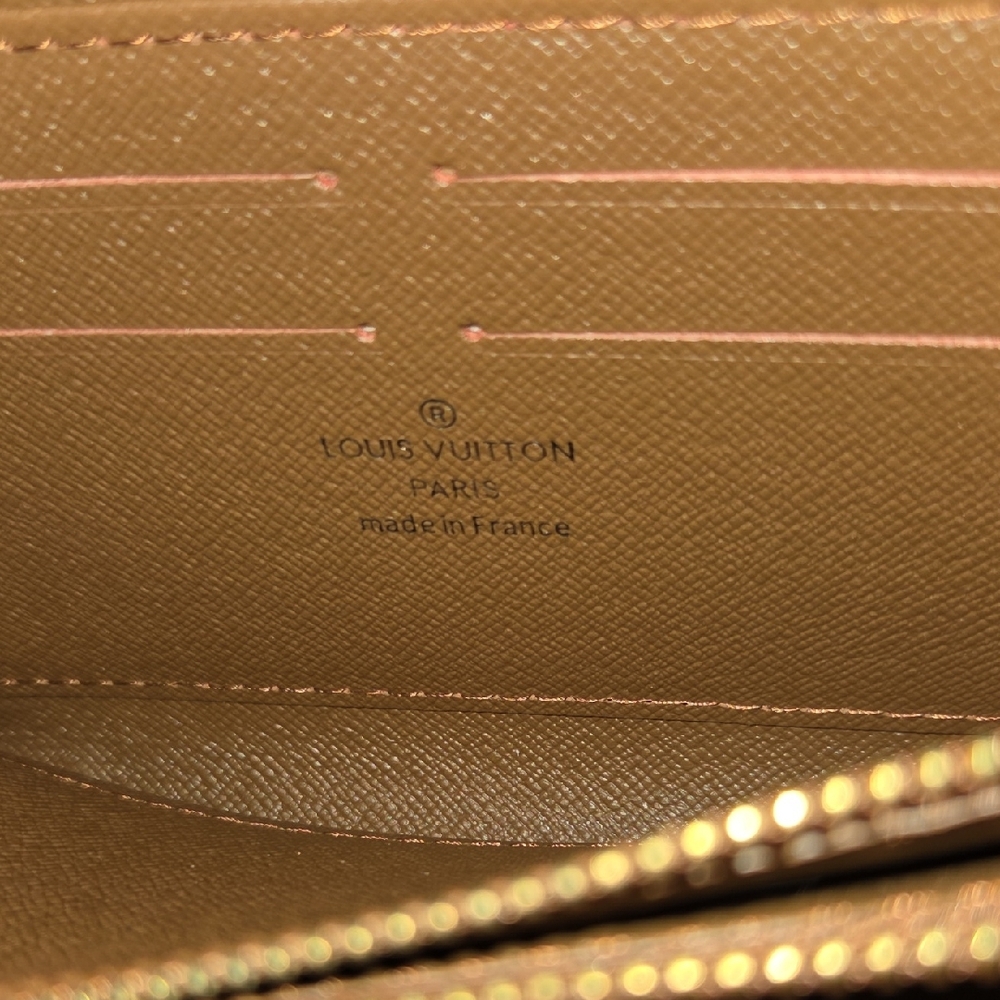 Louis Vuitton Tan Wallet - Picture 5 of 11